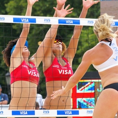 Visa FIVB Beach Volleyball International Quarter-Finals, Horseguard's Parade, London, Sat 13th Aug 2011

Cook/Hinchley (AUS) 1 v 2 Vivian/Lima (BRA) [17-21, 21-13, 15-17]
Boulton/Johns (GBR) 2 v 0 Xue/Zhang Xi [19, 18]
Kessy/Ross (USA) 2 v 0 Candelas/Garcia (MEX) [18, 12]
Mullin/Dampney (GBR) 0 v 2 Lili/Viera (BRA) [14, 20]
